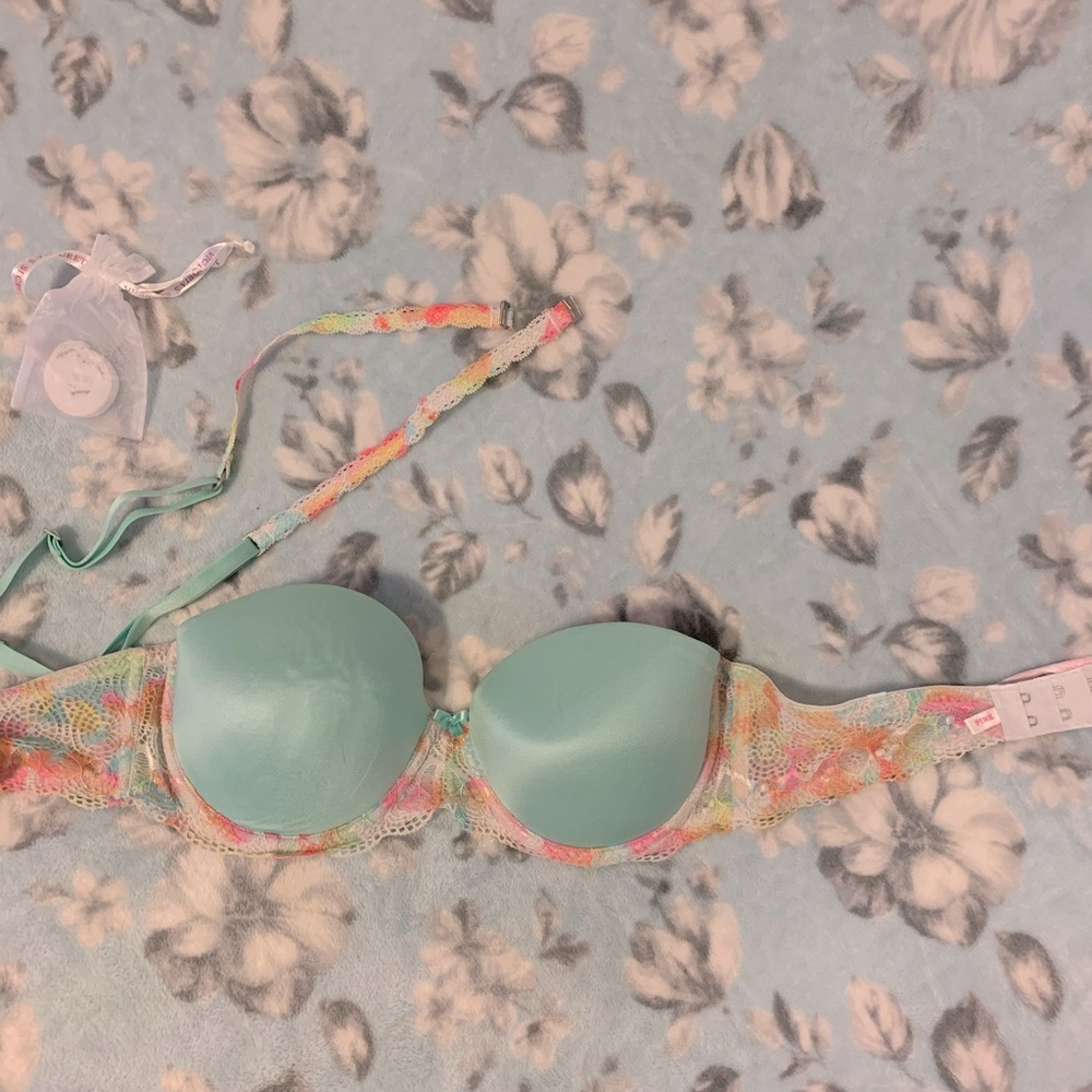Victoria’s Secret bra